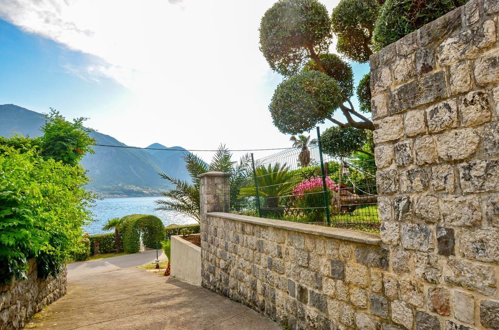 La Grande Apartments Kotor Extérieur photo